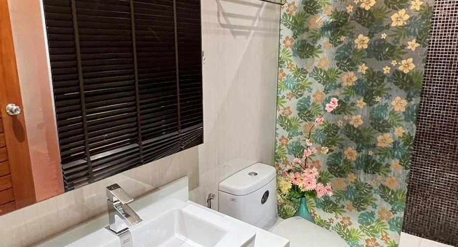 For sale 5 bedrooms villa in Thalang, Phuket