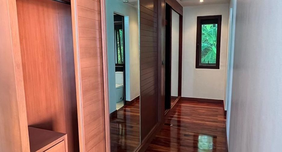 For sale 5 bedrooms villa in Thalang, Phuket