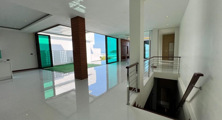 For sale 5 bedrooms villa in Thalang, Phuket