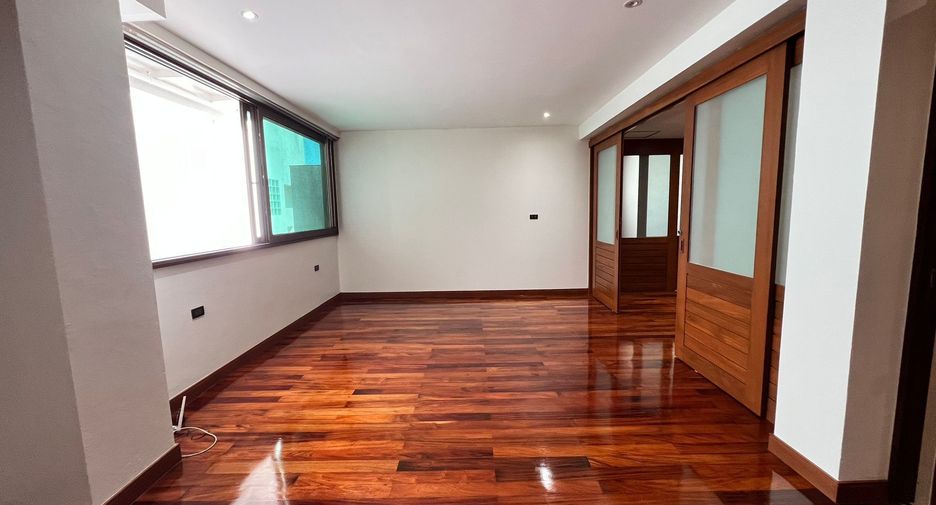 For sale 5 bedrooms villa in Thalang, Phuket