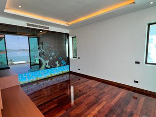 Villa zum Kauf mit 5 Zimmer in Thalang, Phuket