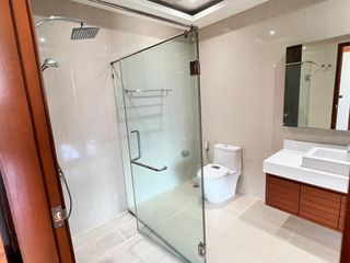 Villa zum Kauf mit 5 Zimmer in Thalang, Phuket