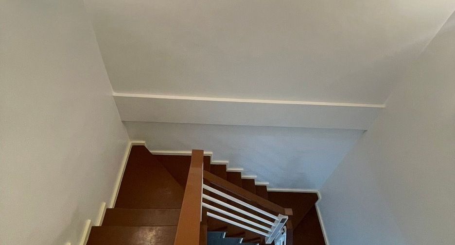 For sale and for rent 3 bedrooms townhouse in Khlong Sam Wa, Bangkok