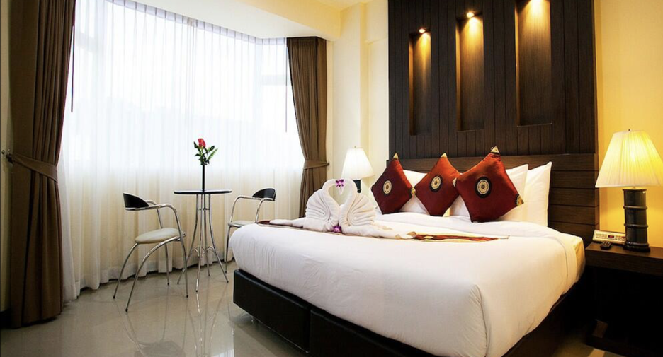 For sale hotel in Bang Lamung, Chonburi