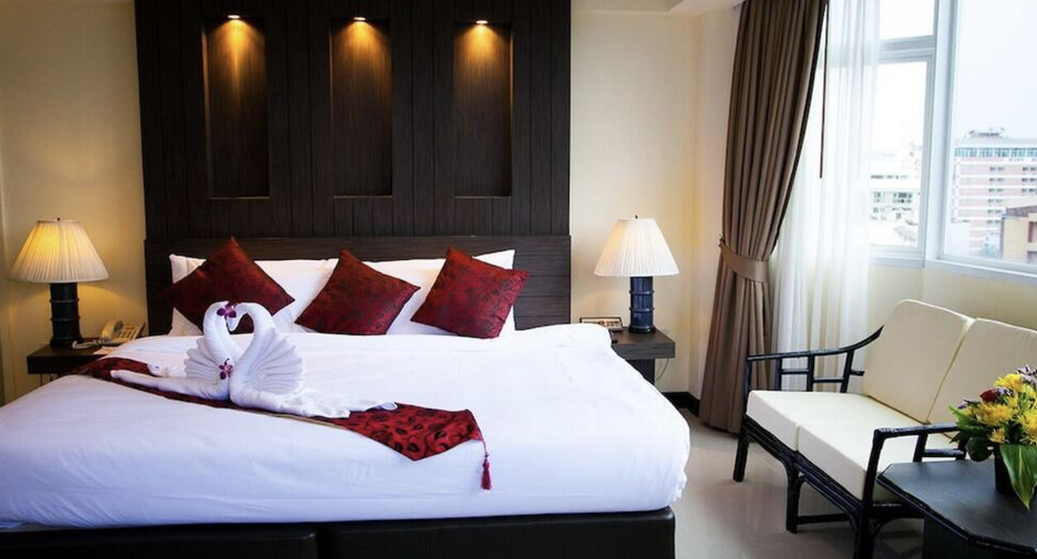 For sale hotel in Bang Lamung, Chonburi