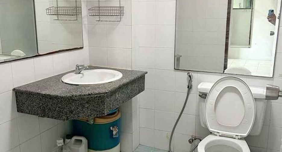 For sale 1 bed condo in Bang Na, Bangkok