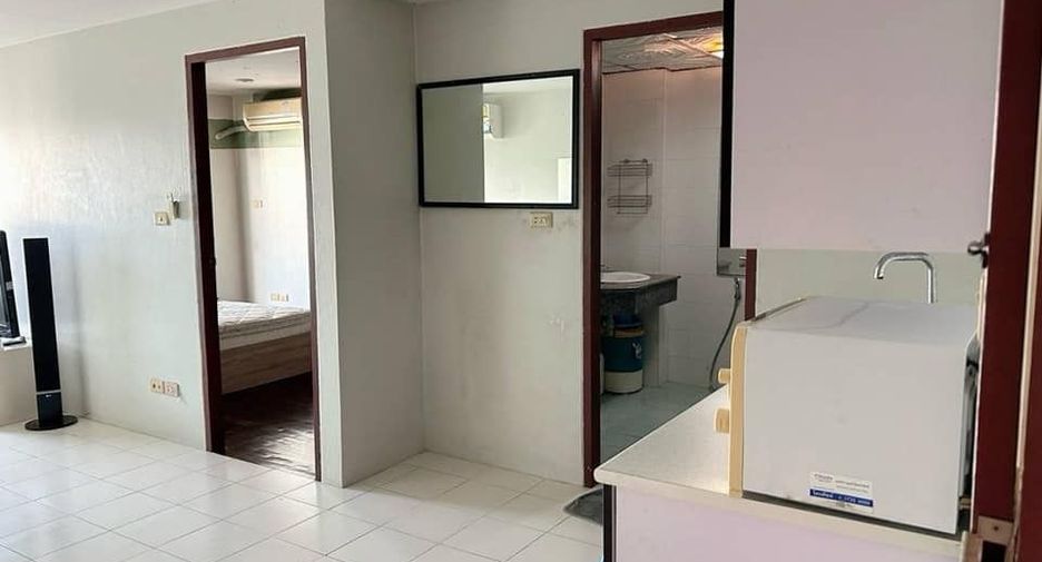 For sale 1 bed condo in Bang Na, Bangkok