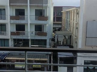 Reihenhaus zum Kauf mit 4 Zimmer in Si Racha, Chonburi
