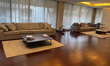 Apartamento en alquiler de 4 habitaciones en Watthana, Bangkok