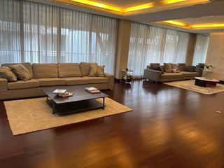 À louer 4 chambres appartement à Watthana, Bangkok