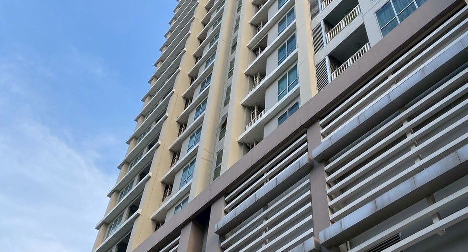 出售 1 卧室 公寓 在 Huai Khwang, 曼谷