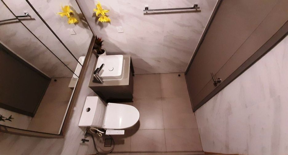 Продажа 2 спальни кондо в Щаттхана, Бангкок