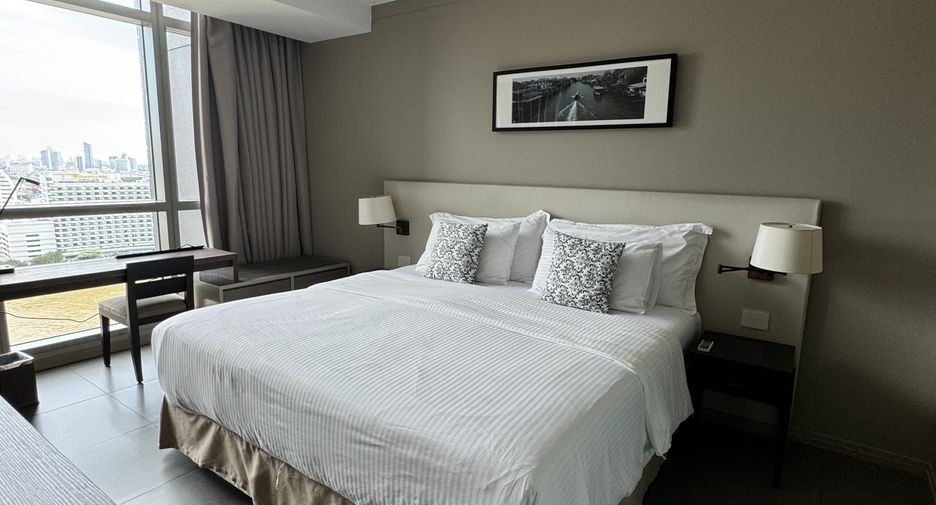 For rent 3 ベッドルーム condo in Sathon, Bangkok