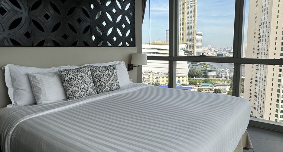 For rent 3 ベッドルーム condo in Sathon, Bangkok