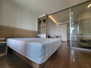 Wohnung zur Miete mit 1 Zimmer in Yan Nawa, Bangkok