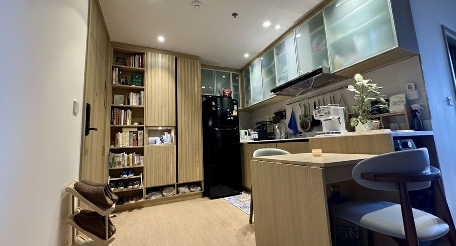 For sale 2 bedrooms condo in Chatuchak, Bangkok
