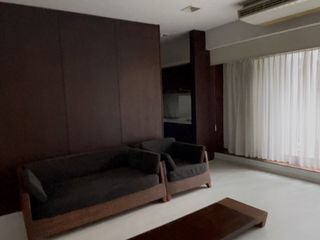 À louer 1 chambre appartement à Bang Rak, Bangkok