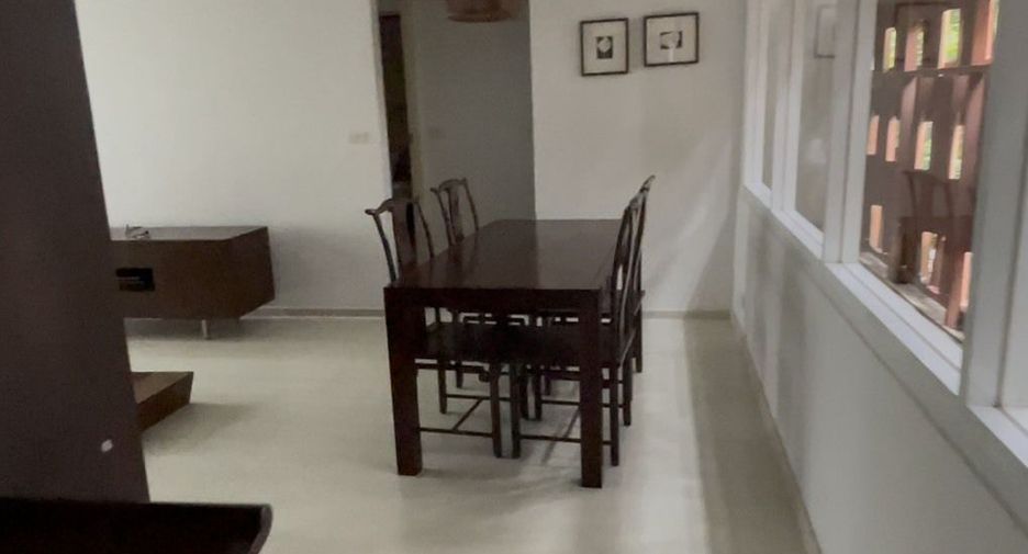 À louer 1 chambre appartement à Bang Rak, Bangkok