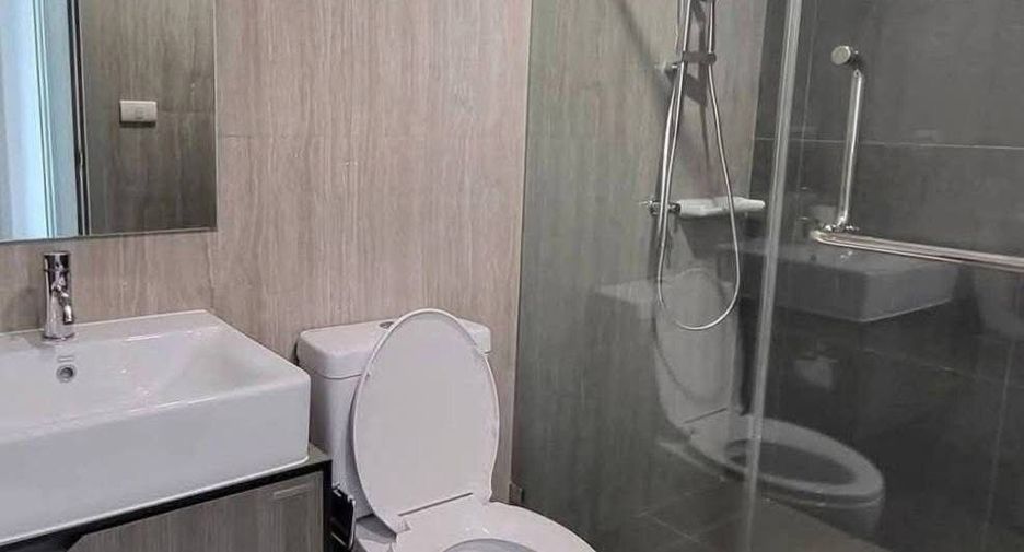 For sale 2 bedrooms condo in Phasi Charoen, Bangkok