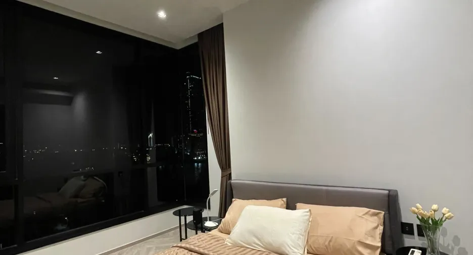 For sale 2 bedrooms condo in Khlong San, Bangkok