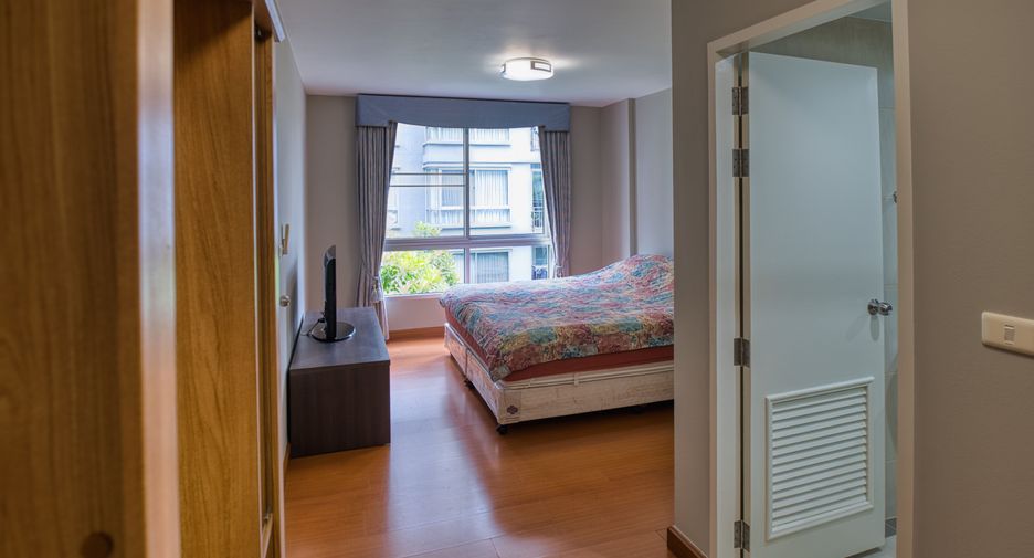 For sale and for rent 1 bed condo in Yan Nawa, Bangkok