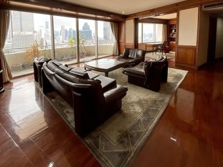 À vendre 3 chambres condo à Sathon, Bangkok
