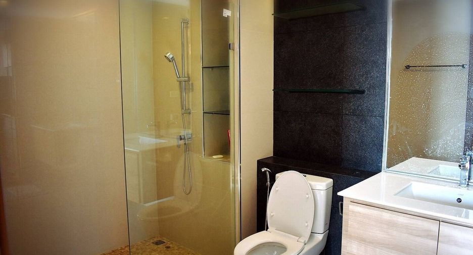 For rent 1 bed condo in Si Racha, Chonburi