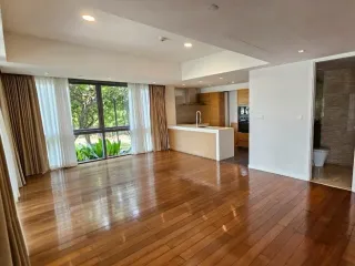 Condo en venta de 4 habitaciones en Yan Nawa, Bangkok