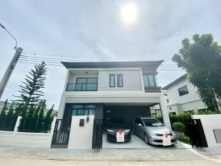 出售 和 出租 4 卧室 独立屋 在 Khlong Sam Wa, 曼谷