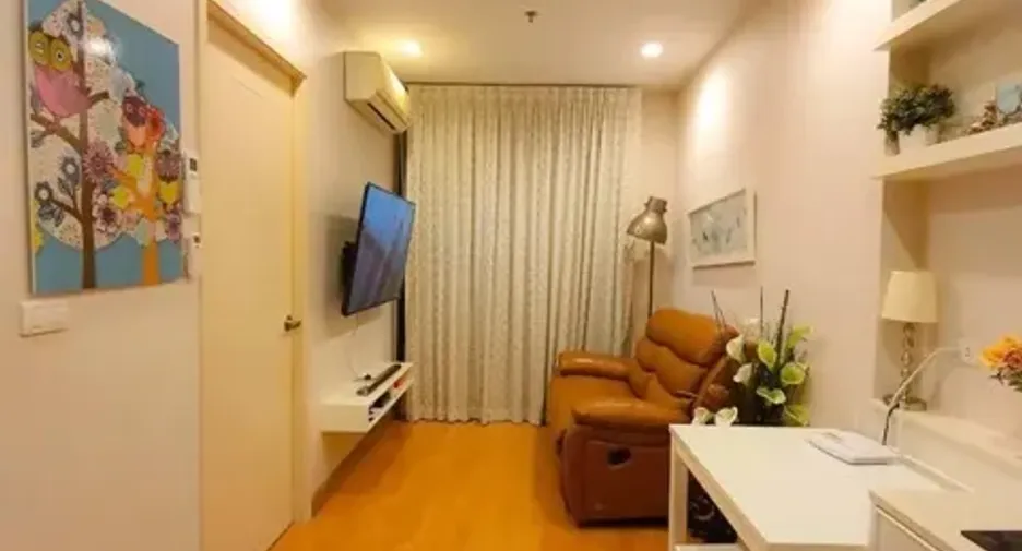 For sale 1 bed condo in Phra Khanong, Bangkok