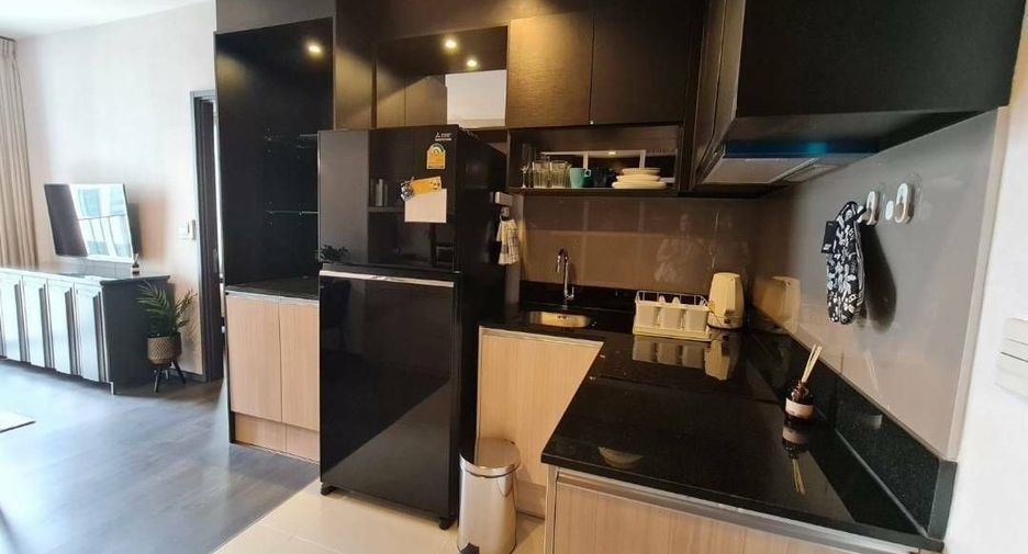 For rent 1 bed condo in Khlong Toei, Bangkok