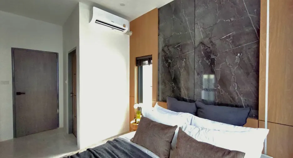 For sale 2 bedrooms townhouse in Thalang, Phuket