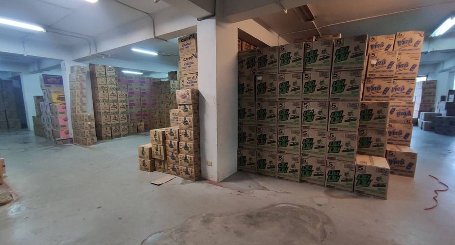 Gewerbefläche zum Kauf mit 5 Zimmer in Ratchathewi, Bangkok