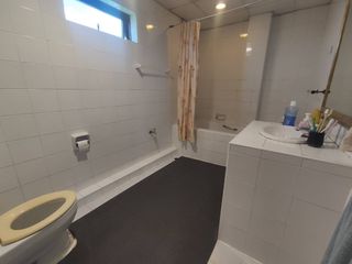 For sale 5 bedrooms retail Space in Ratchathewi, Bangkok