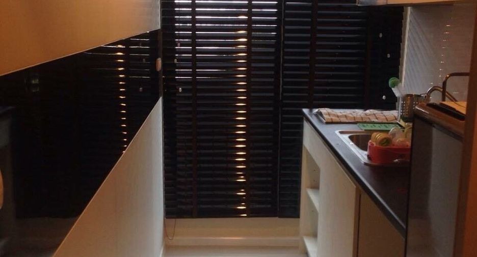 For sale 1 bed condo in Khlong Toei, Bangkok