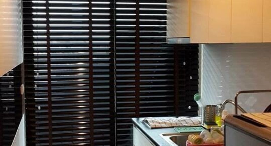 For sale 1 bed condo in Khlong Toei, Bangkok