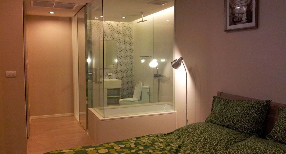 For rent 1 bed condo in Watthana, Bangkok