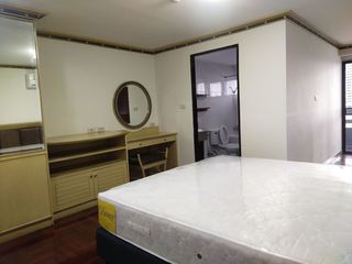 Apartamento en alquiler de 2 habitaciones en Khlong Toei, Bangkok