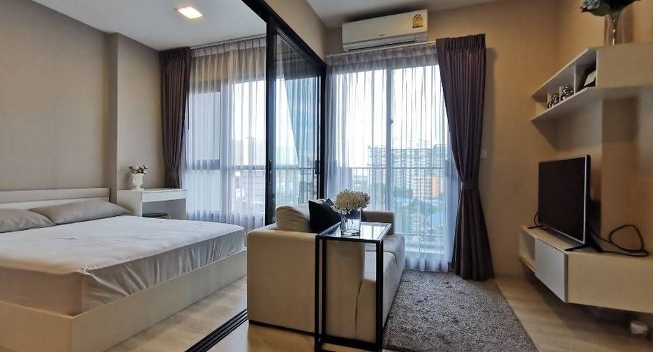 For sale 1 bed condo in Huai Khwang, Bangkok