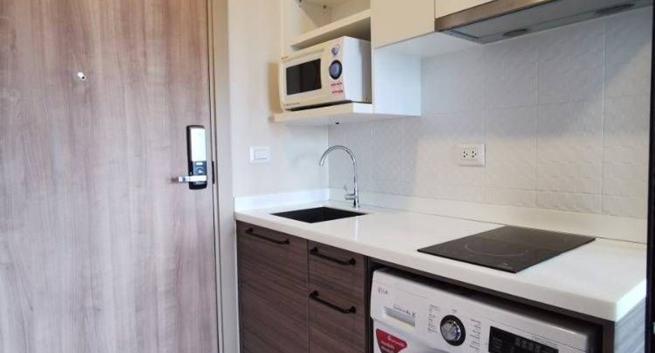 For sale 1 bed condo in Huai Khwang, Bangkok