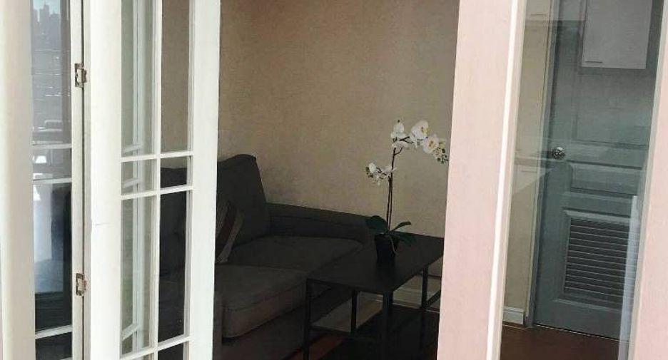 Wohnung zur Miete mit 3 Zimmer in Khlong Toei, Bangkok