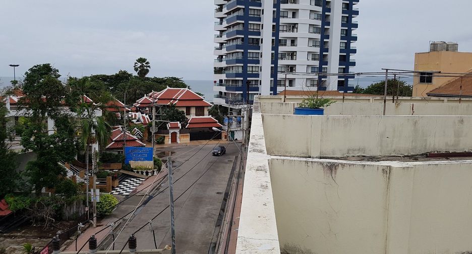 For sale 5 bedrooms retail Space in Bang Lamung, Chonburi