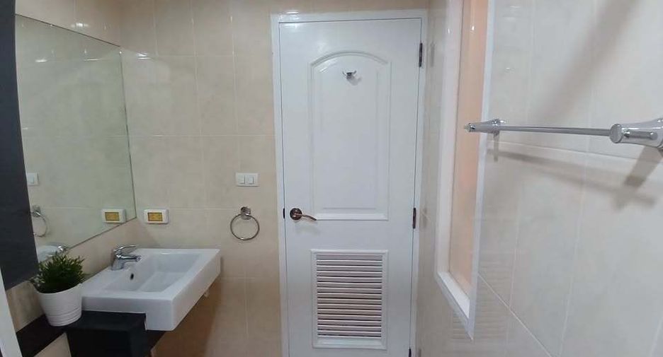 For sale and for rent 1 bed condo in Bang Rak, Bangkok