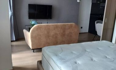 Condo en alquiler de 1 habitaciones en Bang Rak, Bangkok