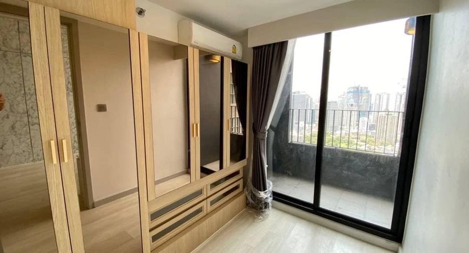 Wohnung zum Kauf mit 1 Zimmer in Sathon, Bangkok