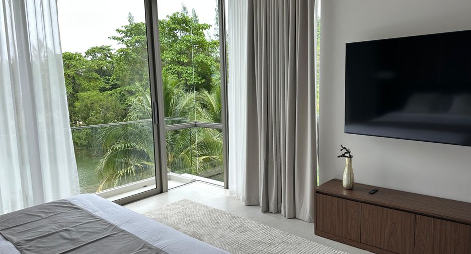 For rent 4 bedrooms villa in Thalang, Phuket