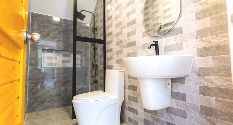 For sale 3 bedrooms townhouse in Bueng Kum, Bangkok