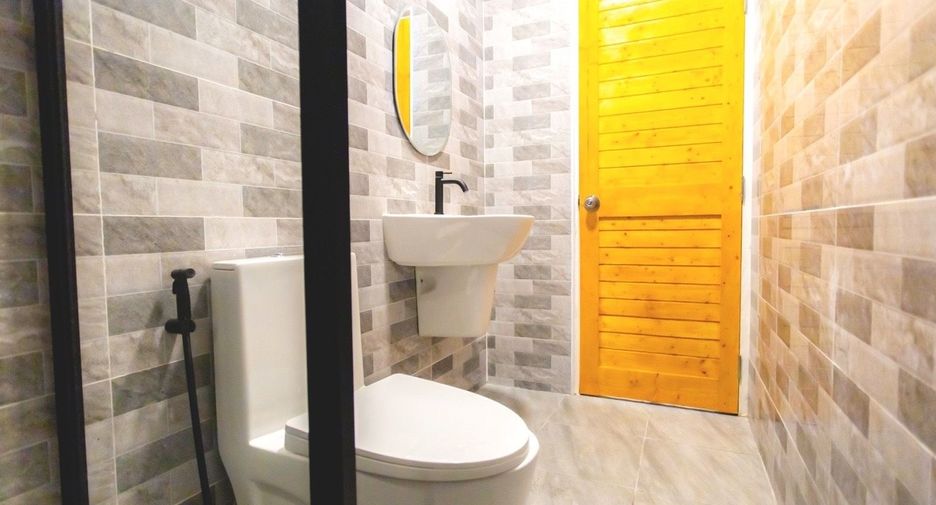 For sale 3 bedrooms townhouse in Bueng Kum, Bangkok