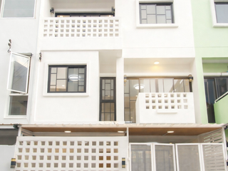 For sale 3 bedrooms townhouse in Bueng Kum, Bangkok