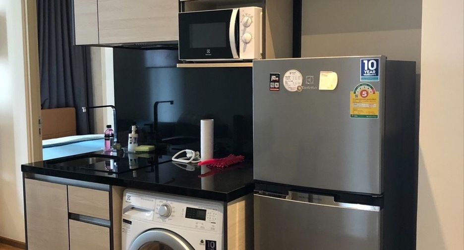 For rent 1 bed condo in Khlong Toei, Bangkok